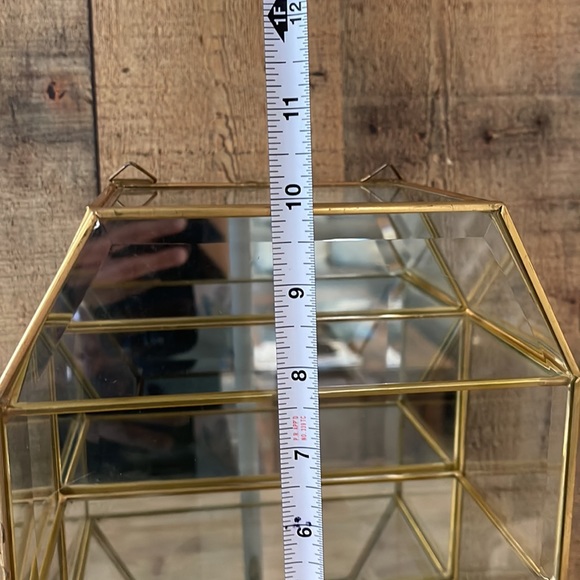 Vintage brass and beveled glass curio cabinet - Picture 6 of 9